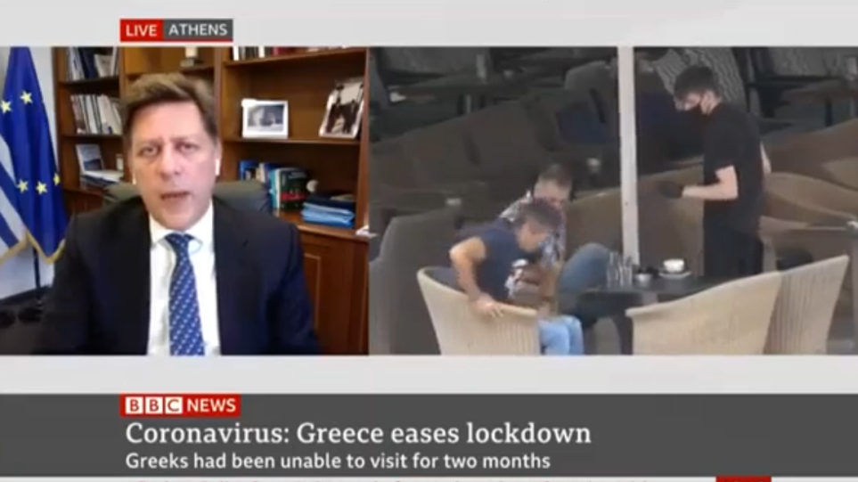 «Λούσιμο» πελάτη με καφέ στη ζωντανή σύνδεση Βαρβιτσιώτη με το ΒΒC για την εστίαση