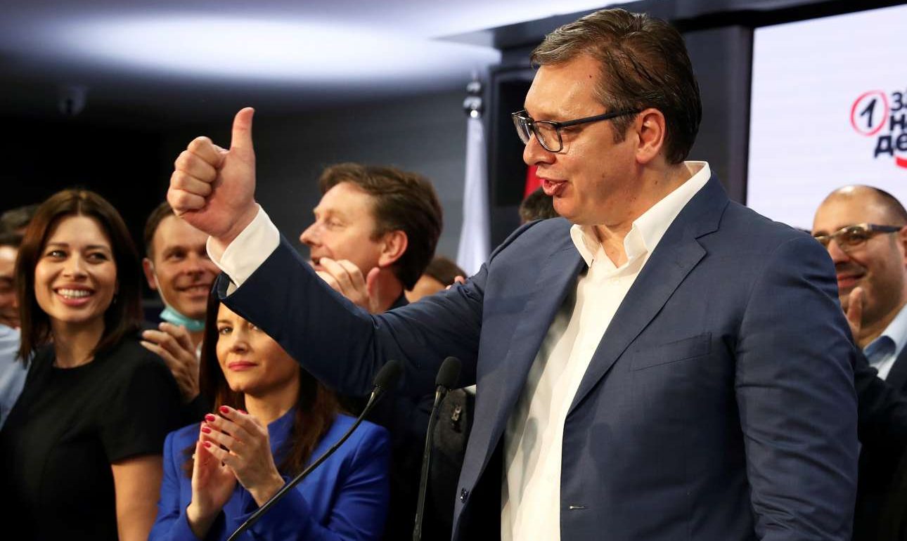 Σερβία: Θρίαμβος για τον Βούτσιτς στις εκλογές
