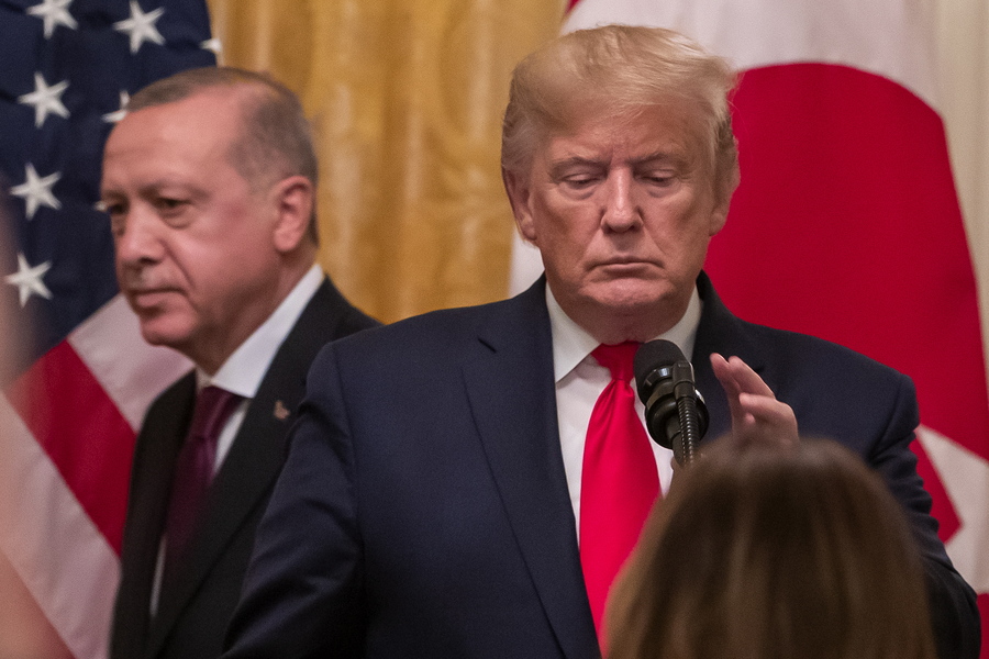 Αποκαλύψεις από τον Μπόλτον: Οι σκοτεινές μπίζνες Τραμπ – Ερντογάν