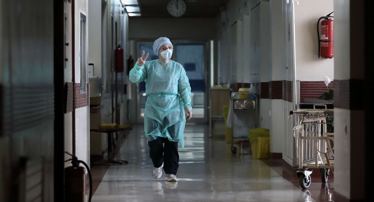 Ιδρυμα Σταύρος Νιάρχος: 1.500 ευρώ σε κάθε εργαζόμενο μονάδας Covid-19