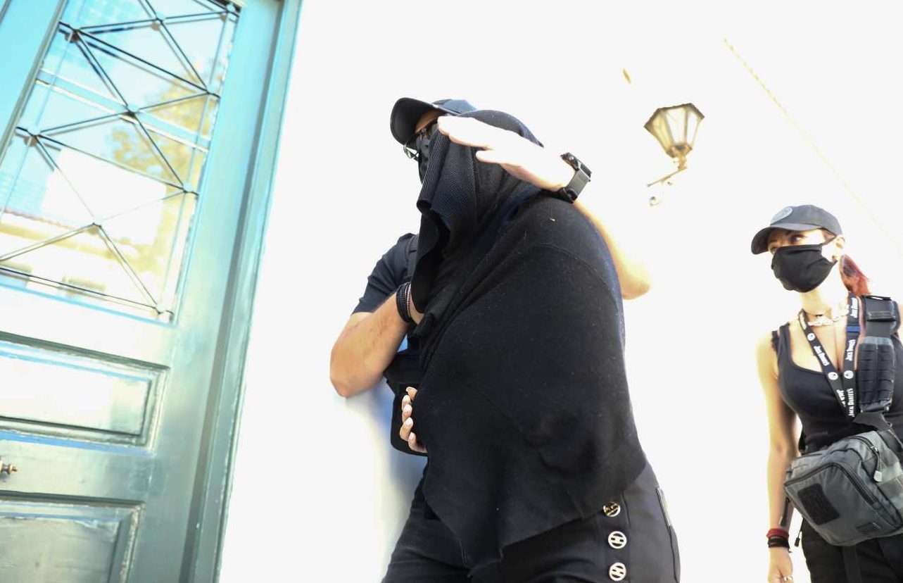 «Η σιωπή της 35χρονης είναι έμμεση παραδοχή» για το βιτριόλι