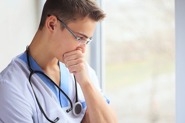 Ερευνα ΠΙΣ: Ακόμη και φοιτητές ιατρικής πίστεψαν σε σενάρια συνωμοσίας