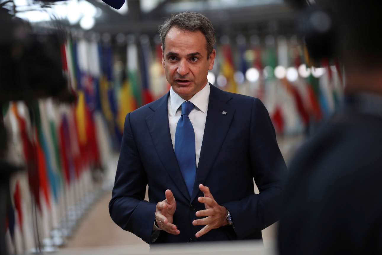 Συνάντηση Μητσοτάκη – Μακρόν στο περιθώριο της Συνόδου Κορυφής