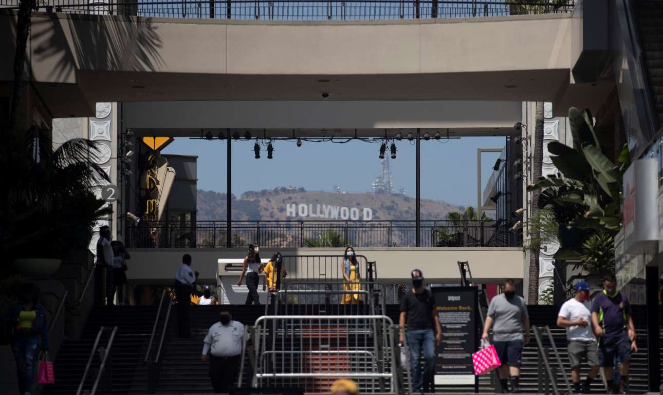 ΗΠΑ: Με τον κορονοϊό να «θερίζει», οι επιχειρήσεις ζητούν βοήθεια από τους επιδημιολόγους