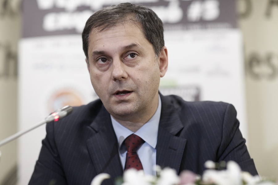 Θεοχάρης: Με «ειδική άδεια» η πτήση από τη Σουηδία στη Ρόδο