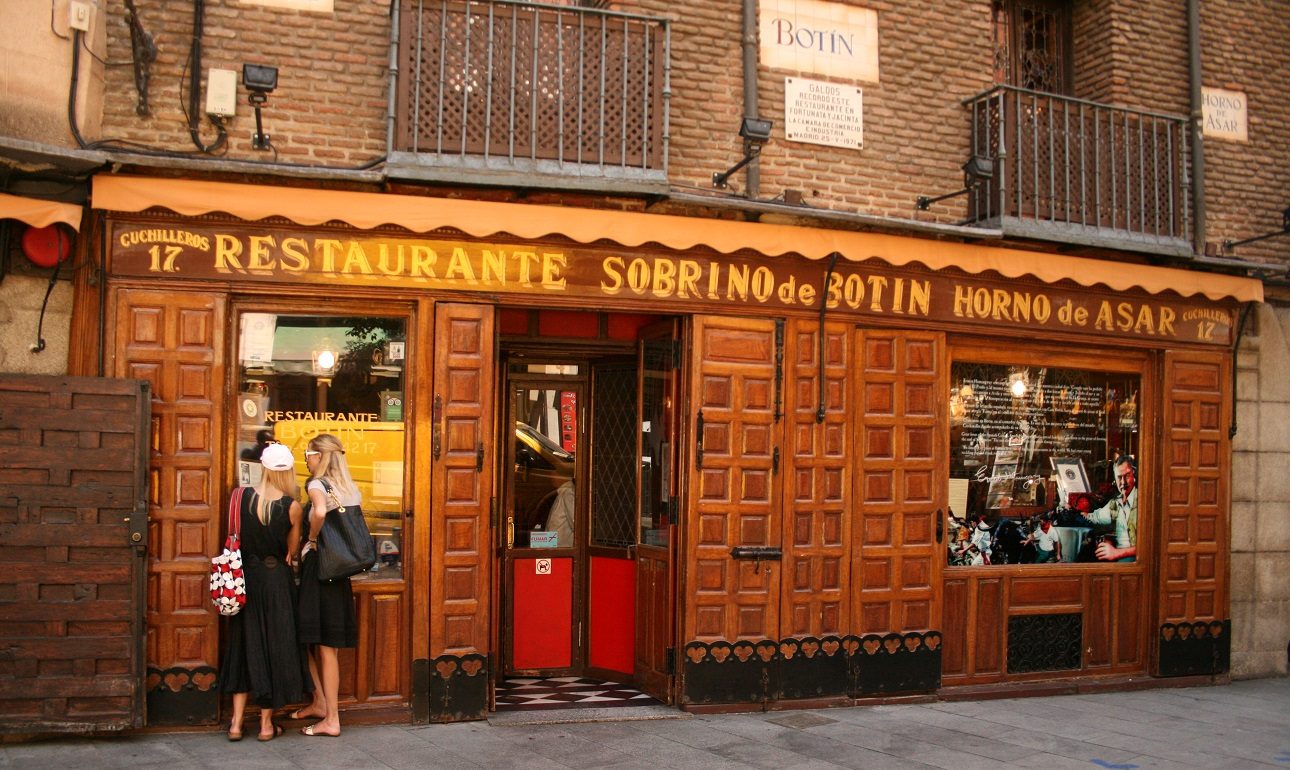 Ο ήλιος ανατέλλει ξανά στο αγαπημένο εστιατόριο του Χέμινγουεϊ