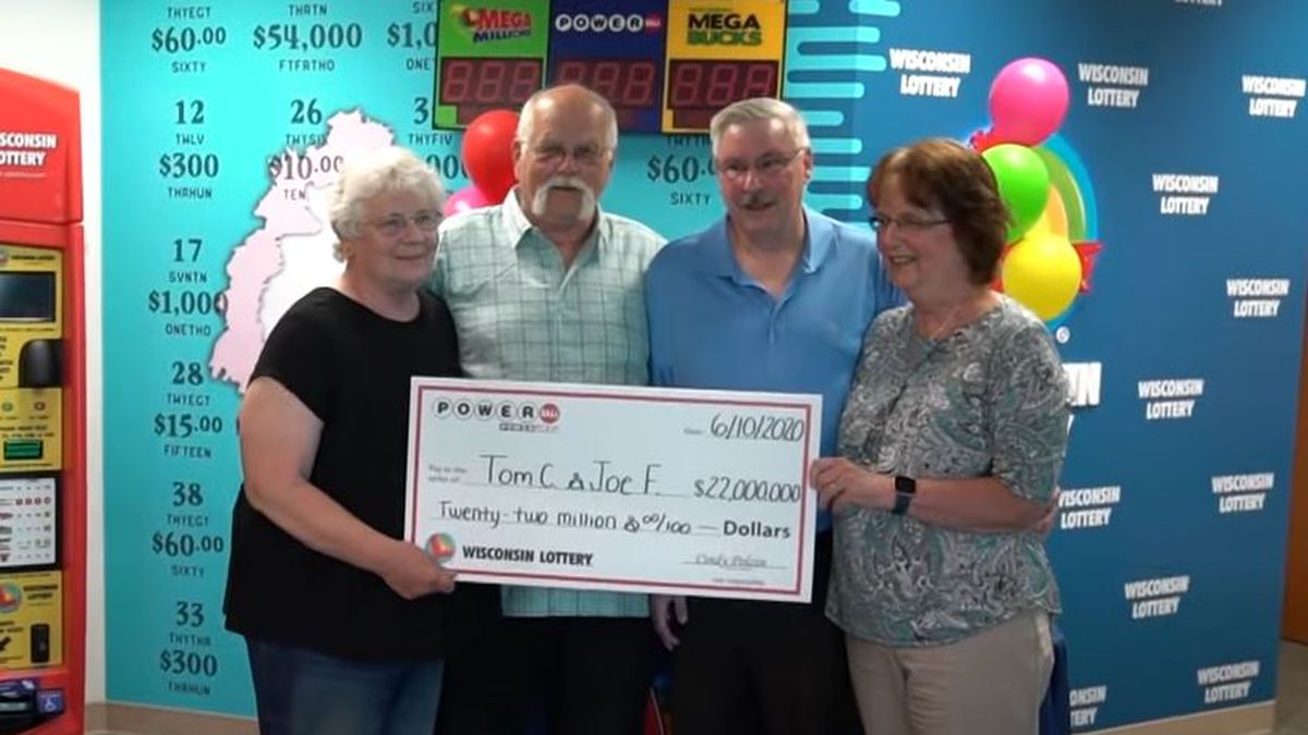 Κέρδισε 19 εκατ. στο λαχείο και τα μοιράστηκε με τον καλύτερό του φίλο