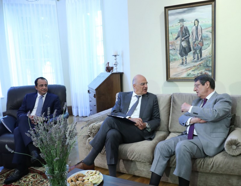 Η κοινή γραμμή και ο συντονισμός Αθηνών – Λευκωσίας στις επαφές Δένδια στην Κύπρο