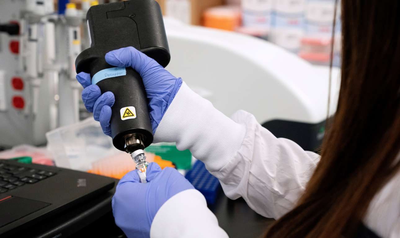 Η Οξφόρδη και το Μάιντς της Γερμανίας προηγούνται στην κούρσα για το εμβόλιο του κορονοϊού