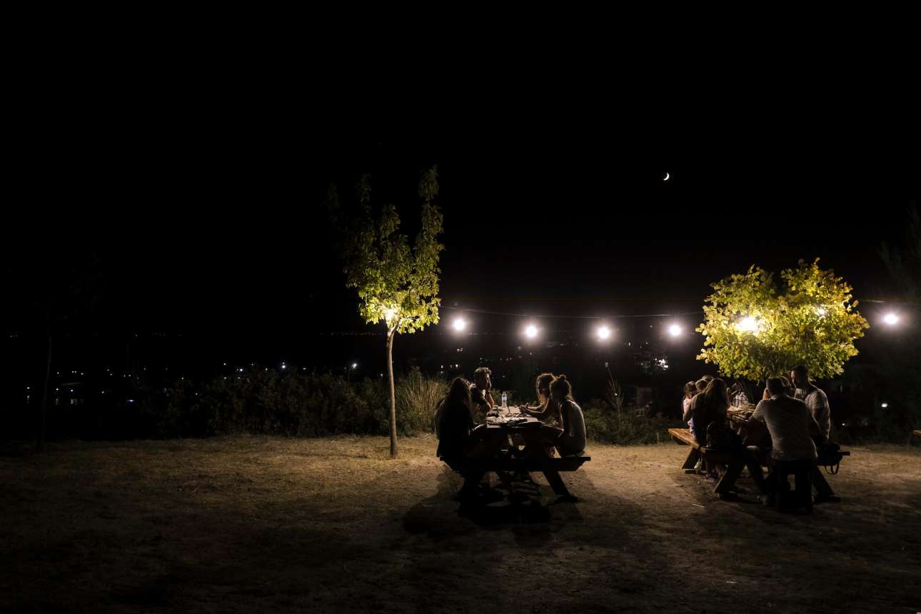 Κορονοϊός: Σχέδιο για περιορισμό ωραρίου των καφέ-μπαρ σε Θεσσαλονίκη και Χαλκιδική