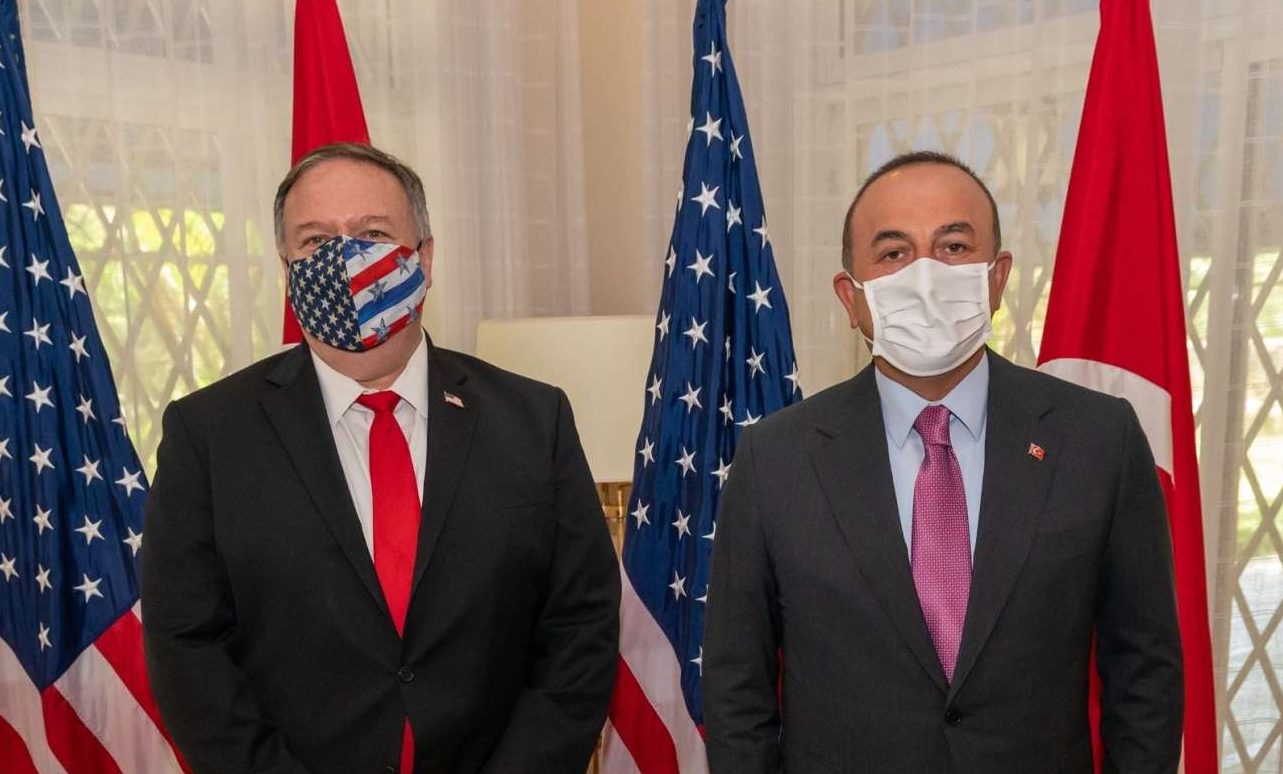 Προκλητικός και πάλι ο Τσαβούσογλου μετά τη συνάντηση με τον Πομπέο