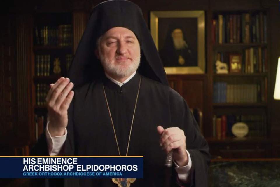 Με μήνυμα κατά των ανισοτήτων η προσευχή του Ελπιδοφόρου στο συνέδριο των Δημοκρατικών