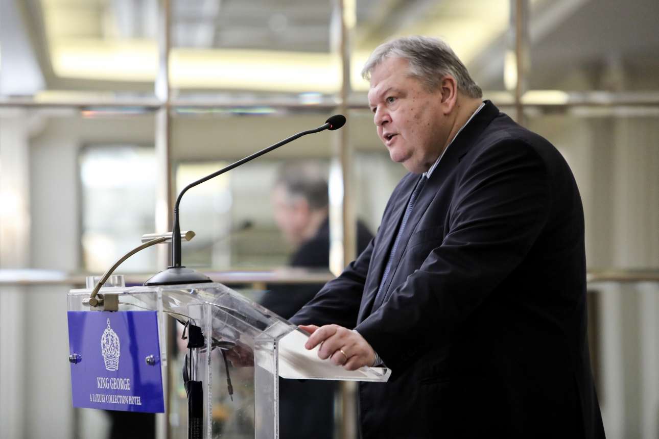 Βενιζέλος: Διπλωματική πρωτοβουλία πριν το επόμενο ερευνητικό σκάφος των Τούρκων