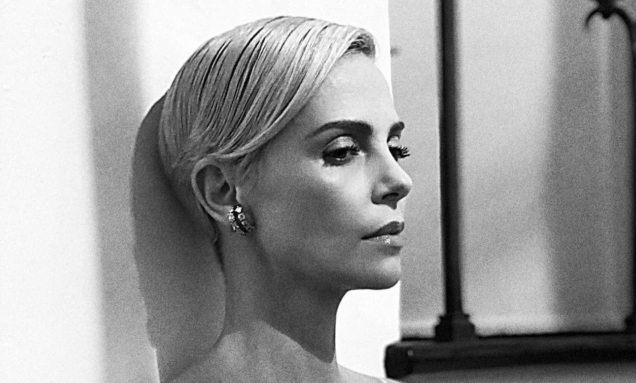 Η Σαρλίζ Θερόν είναι μόνη εδώ και πέντε χρόνια – και εξηγεί το γιατί