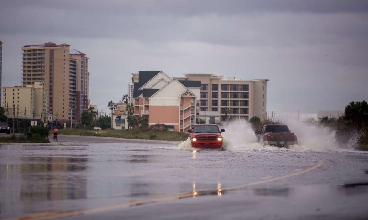 Τυφώνας «Σάλι»: Εριξε… τέσσερις μήνες βροχής μέσα σε λίγες ώρες