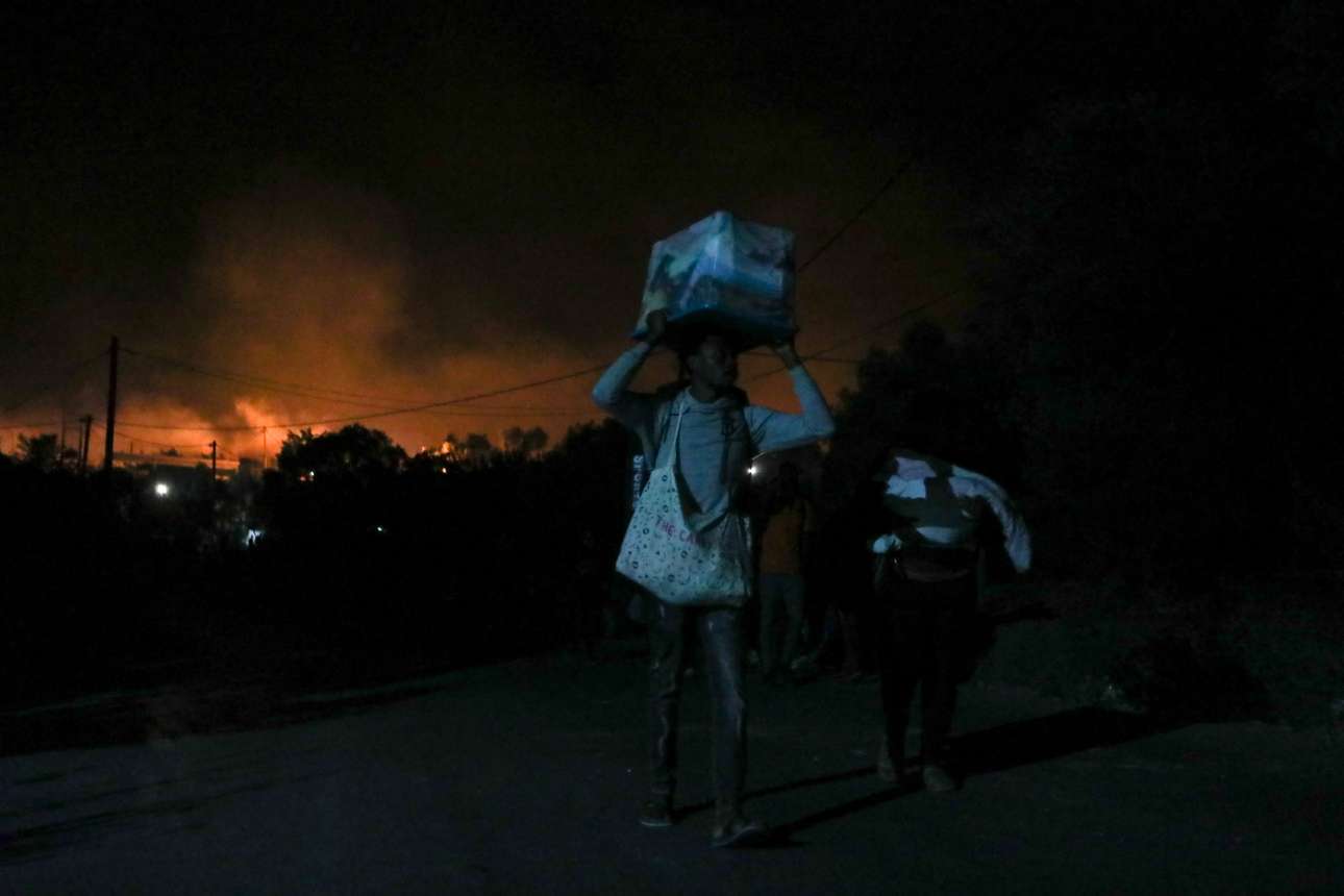 Η Κομισιόν χρηματοδοτεί την άμεση μεταφορά 400 ασυνόδευτων από τη Μόρια