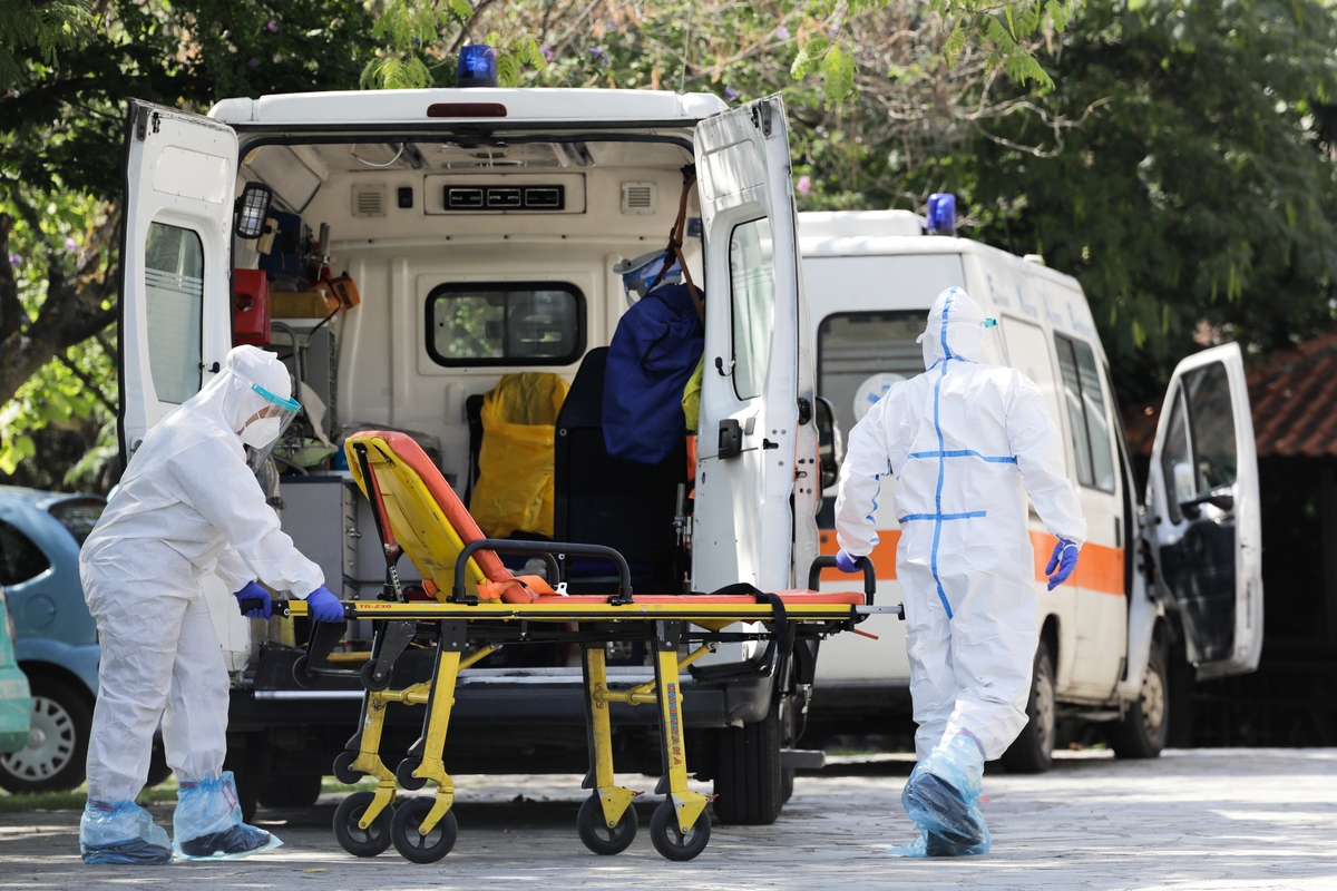 Κορονοϊός: 248 νέες μολύνσεις και τρεις θάνατοι την Τετάρτη