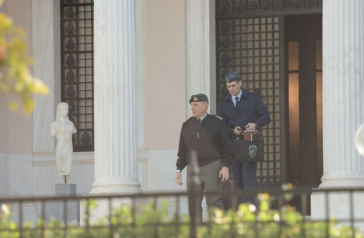 Σύσκεψη στο Μαξίμου για το έκτακτο εξοπλιστικό: Τι αγοράζουμε άμεσα και πώς