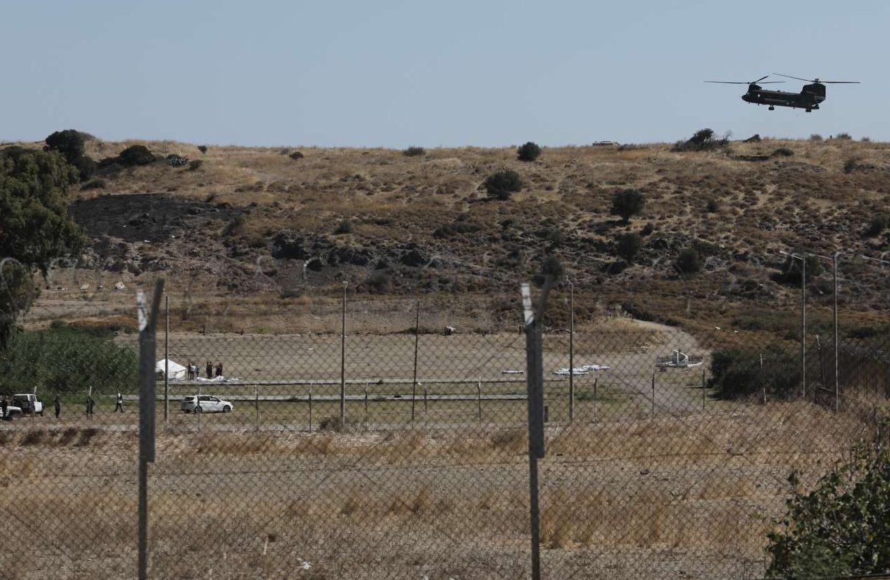 Στο Καρά Τεπέ η νέα -προσωρινή- «Μόρια» – με ελικόπτερο η μεταφορά των σκηνών