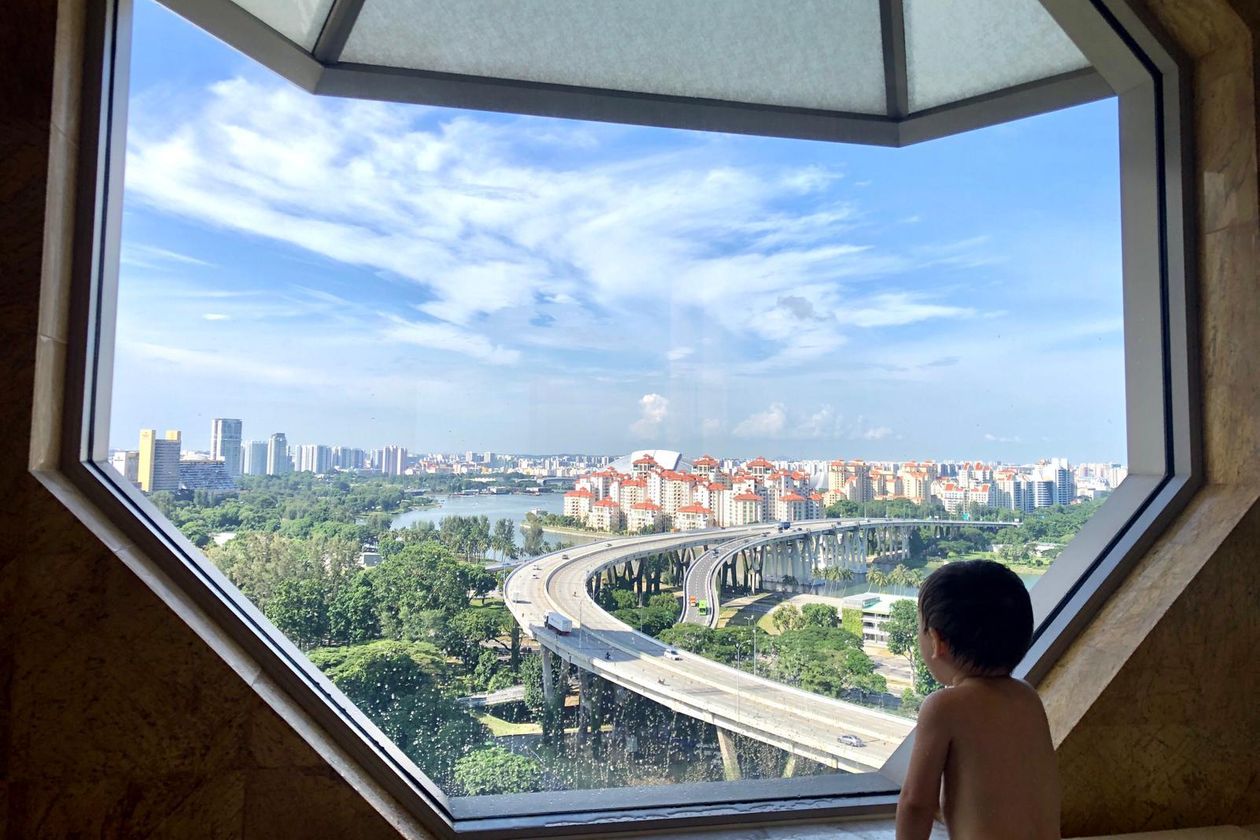 Κλειδωμένοι στο Ritz: το τζακ ποτ της καραντίνας