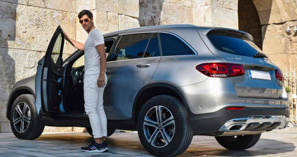 Υπ. Πολιτισμού: Δεν δώσαμε άδεια για τη διαφήμιση με τον Ρουβά και τη Mercedes στο Ηρώδειο