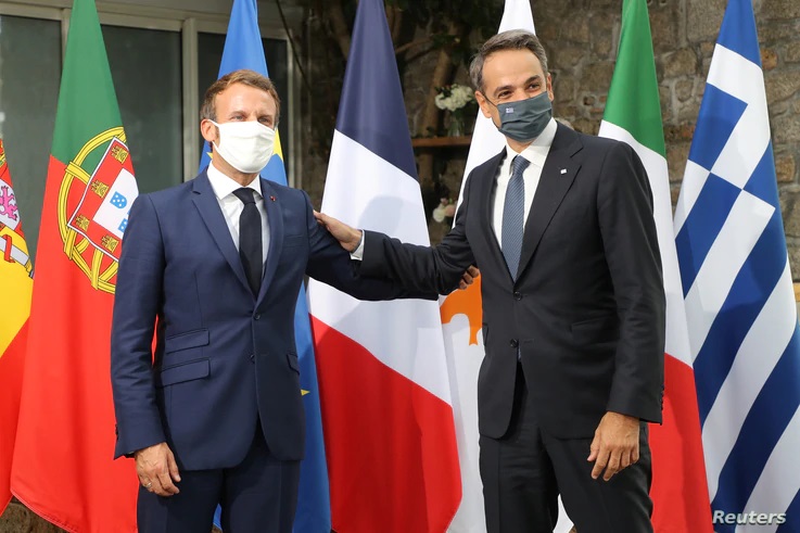 «Κωδικός» ενίσχυσης 12 προς 6 ή 10 προς 8 για τα Rafale