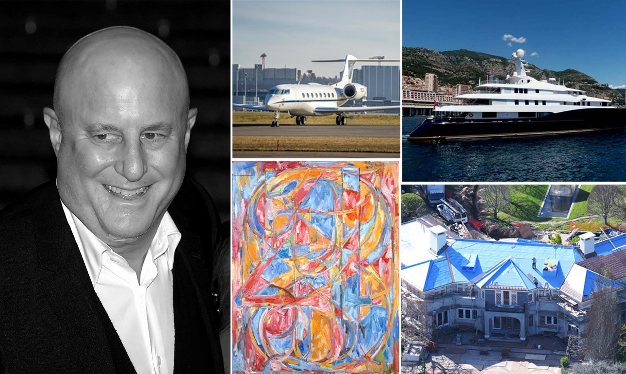 Γιατί ξεπουλάει τα πάντα ο Κροίσος της Revlon;