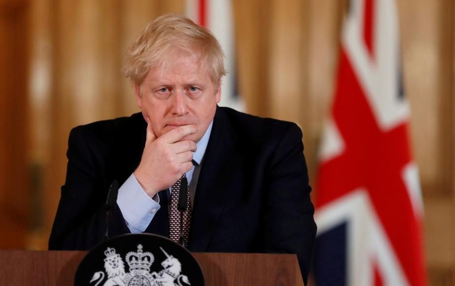 Φίλια πυρά στον Τζόνσον για την πανδημία: «Πού είναι ο Μπόρις;»