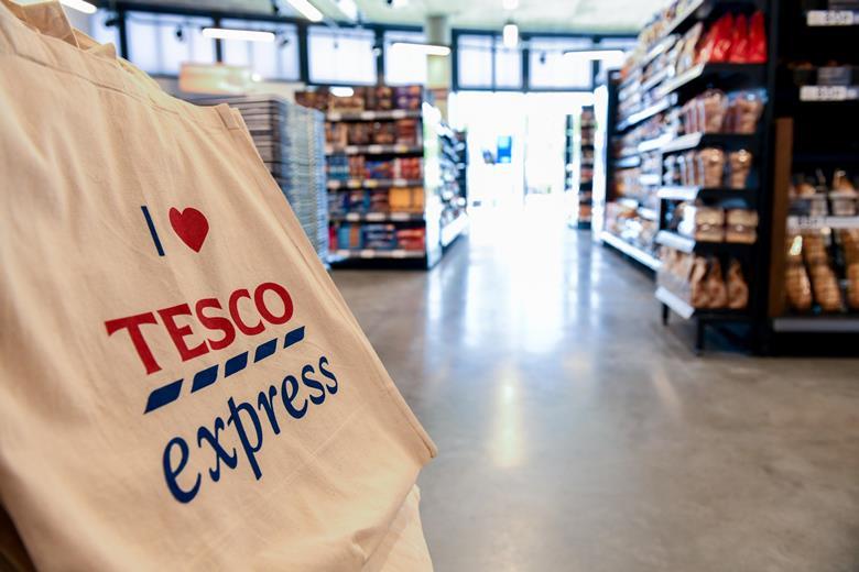 «Κόφτη» σε είδη πρώτης ανάγκης βάζουν τα σούπερ μάρκετ στη Βρετανία