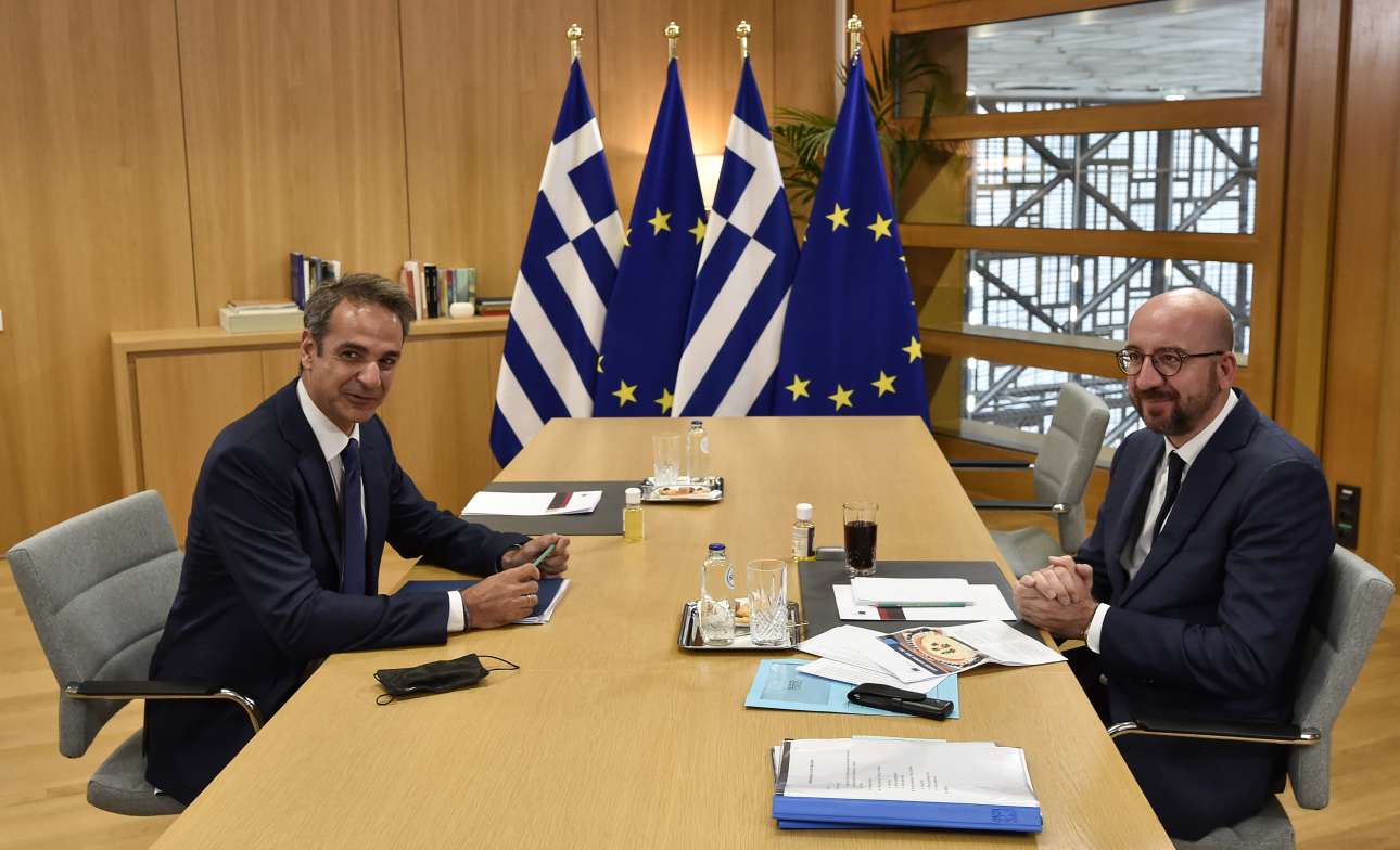 Τετ α τετ Μητσοτάκη – Σαρλ Μισέλ πριν από τη Σύνοδο Κορυφής