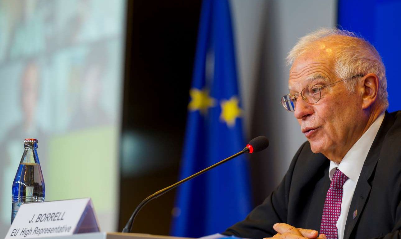 Σε καραντίνα ο Ζοζέπ Μπορέλ και ένας επίτροπος λόγω κορονοϊού