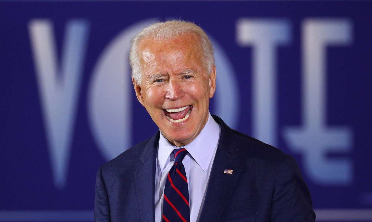 Μεγαλώνει το προβάδισμα Μπάιντεν σε δύο πολιτείες-κλειδιά