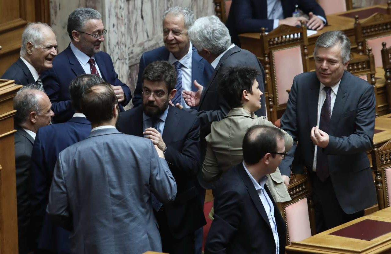 Και όμως, Κασιδιάρης και Μιχαλολιάκος μπορούν να είναι ξανά υποψήφιοι χάρη στις αλλαγές του ΠΚ επί ΣΥΡΙΖΑ