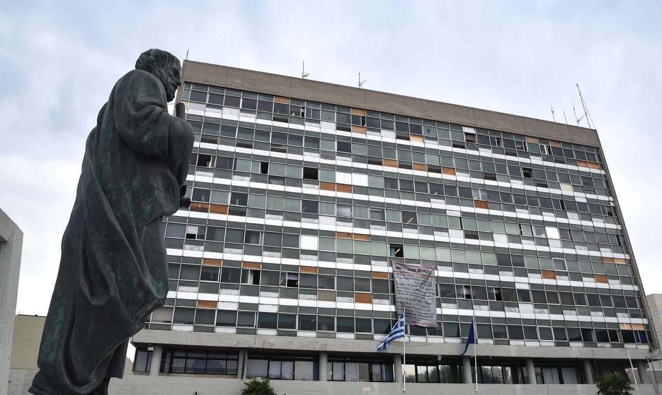 Πρύτανης του ΑΠΘ για το πάρτι συνωστισμού: «Είχαμε ειδοποιήσει την αστυνομία»