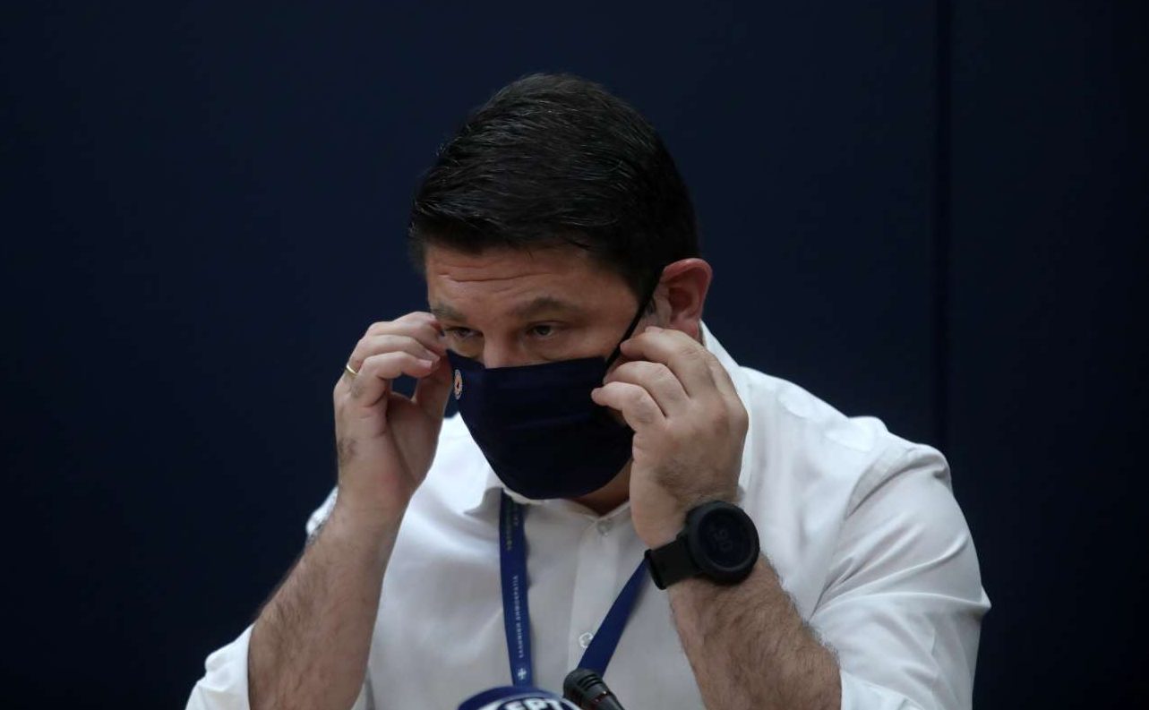 Χαρδαλιάς: Γιατί ο Μητσοτάκης δεν επέτρεψε την επιστροφή οπαδών στα γήπεδα