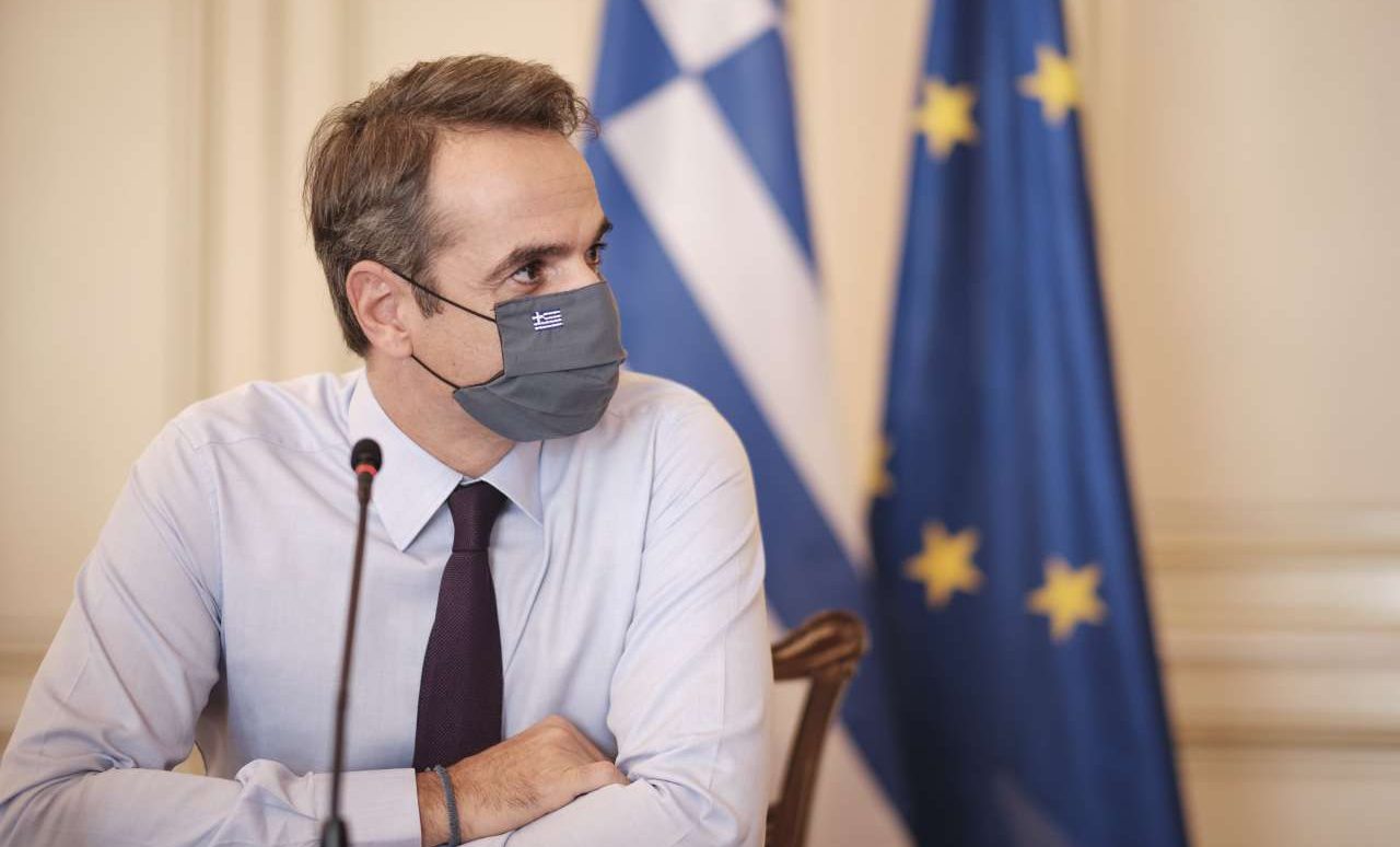 Τηλεδιάσκεψη Μητσοτάκη με πρυτάνεις τη Δευτέρα – Σκέψεις για κάρτα εισόδου στα ΑΕΙ