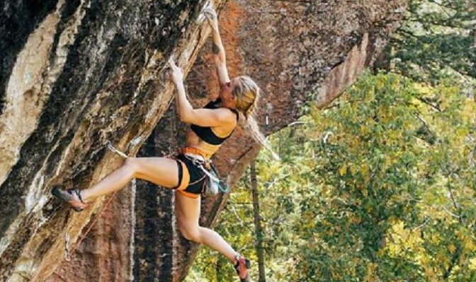 Εμιλι Χάρινγκτον, η γυναίκα που δάμασε τον «El Capitan»