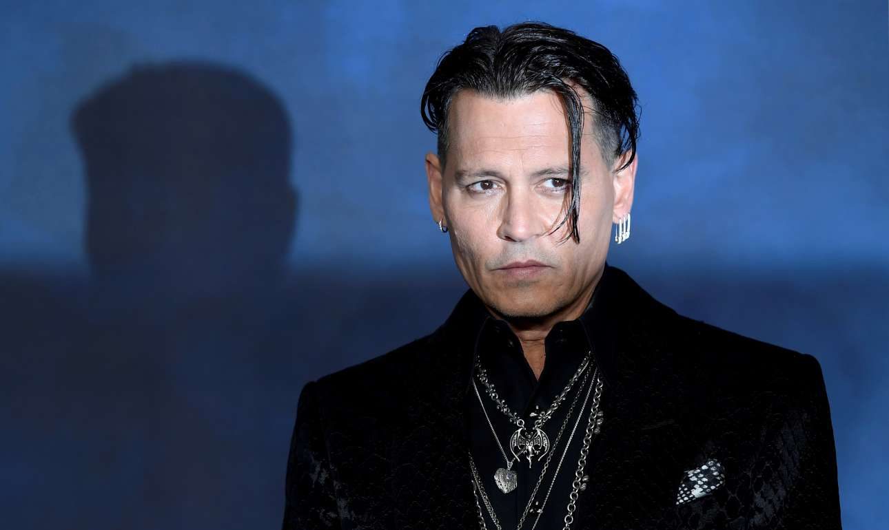 Ο Dior επιμένει στις διαφημίσεις με τον Τζόνι Ντεπ