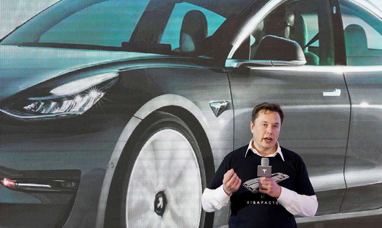 Η Tesla οδήγησε τον Ελον Μασκ στη δεύτερη θέση των πλουσιότερων του κόσμου