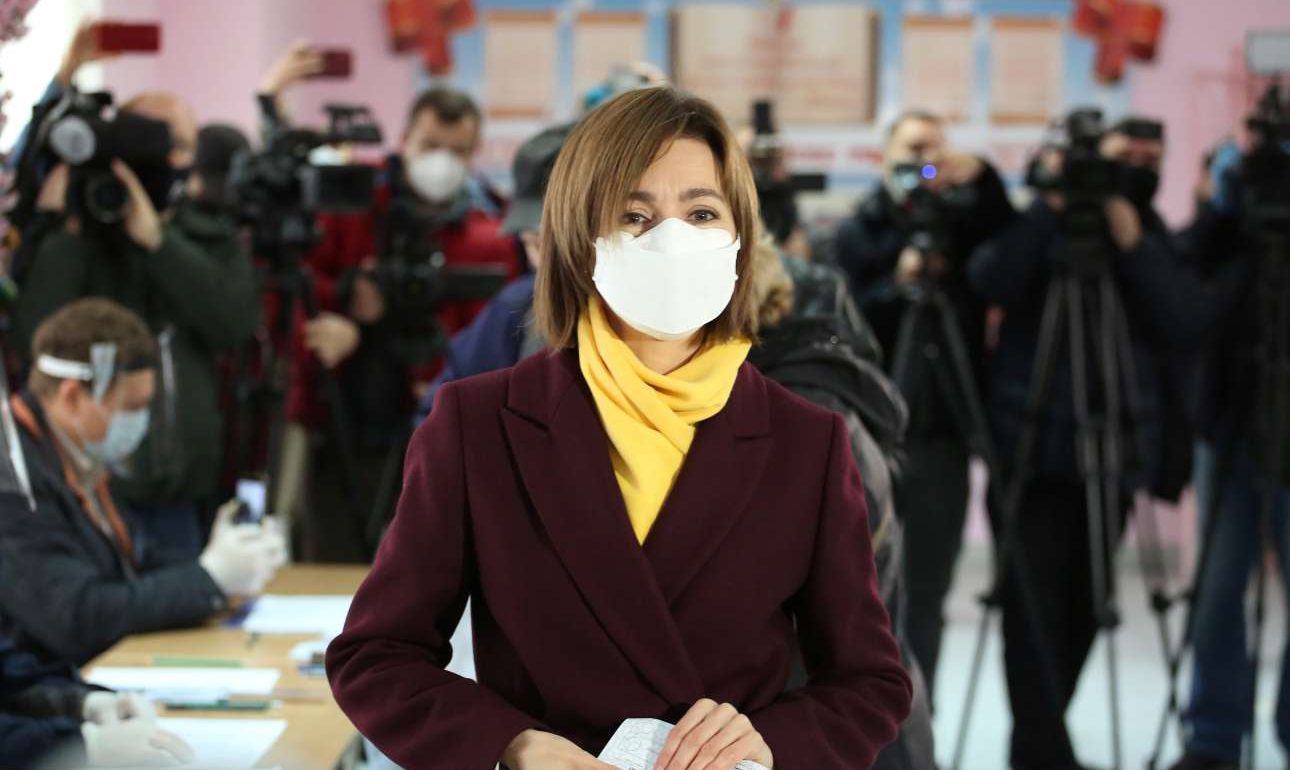 Μια φιλοδυτική πρόεδρος στο τιμόνι της Μολδαβίας