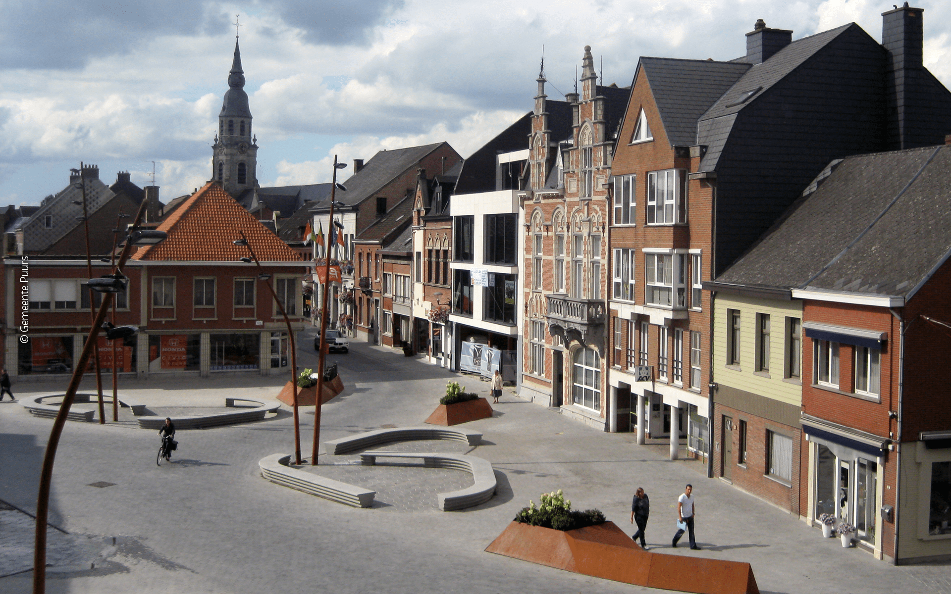 Городишко. Пуурс Бельгия. Дюрбуй бельгийский город. Хейзинген город в Бельгии. Город Малин Бельгия.