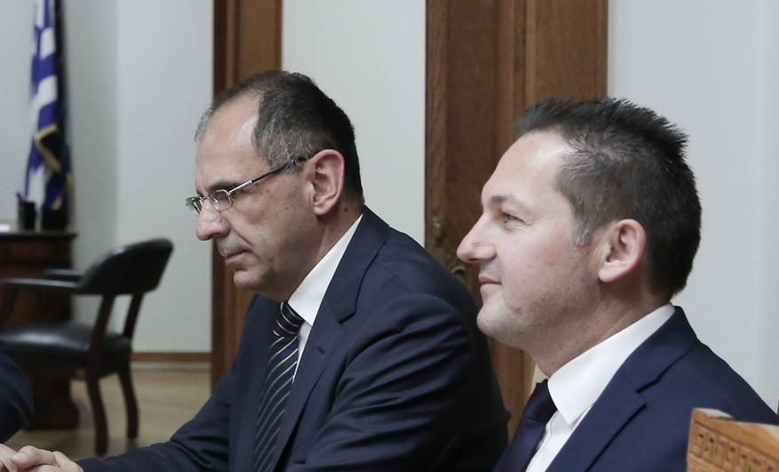 Χριστούγεννα με lockdown;