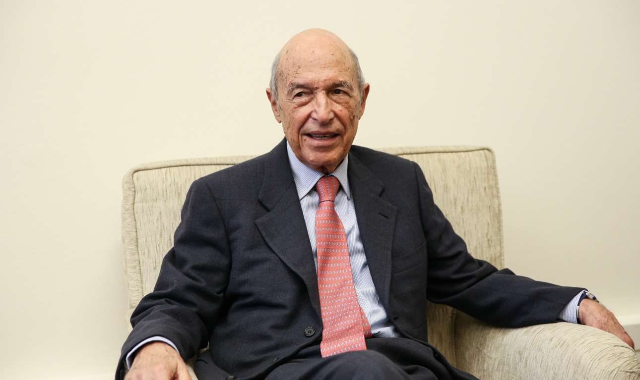 Παρέμβαση Σημίτη για την στείρα αντιπολίτευση που ασκούν Τσίπρας και Γεννηματά