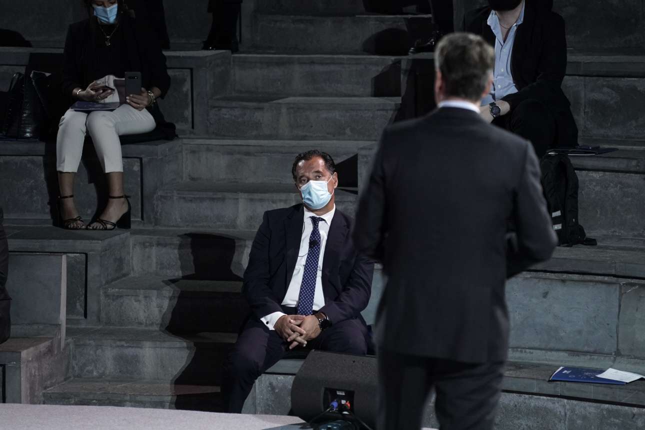 Αυτοκριτική Γεωργιάδη για τον κορονοϊό: «Πέσαμε τελείως έξω»