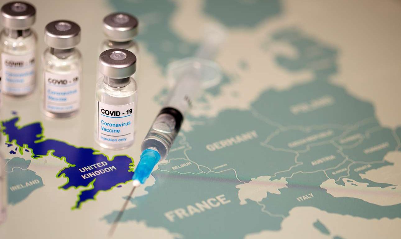 Η Interpol προειδοποιεί: Το οργανωμένο έγκλημα μπορεί να βάλει στο στόχαστρο τα εμβόλια για τον κορονοϊό