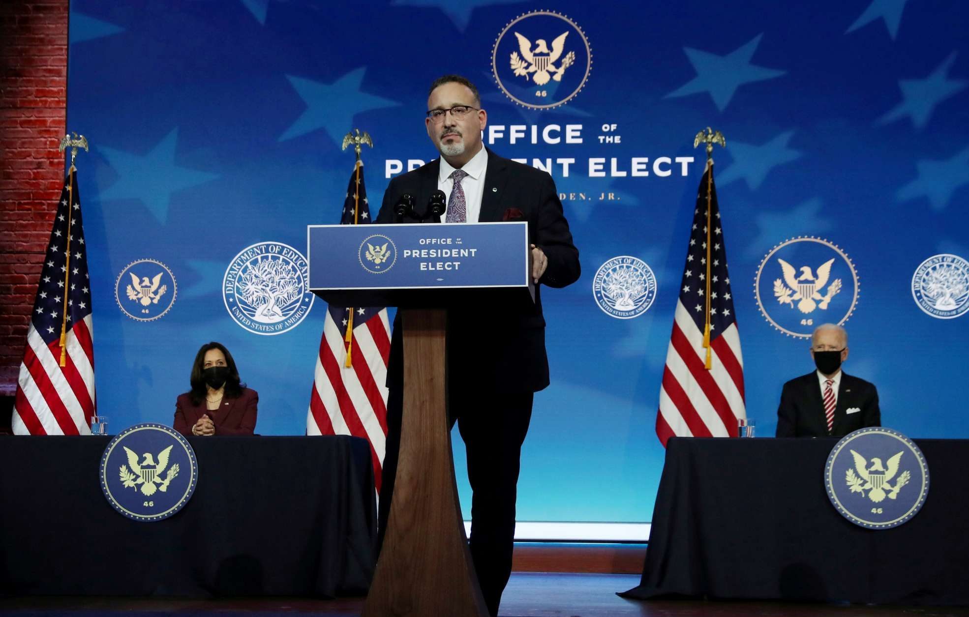 Ο Μπάιντεν γίνεται… σοσιαλιστής: Δωρεάν ανώτατη Παιδεία για τους φτωχούς