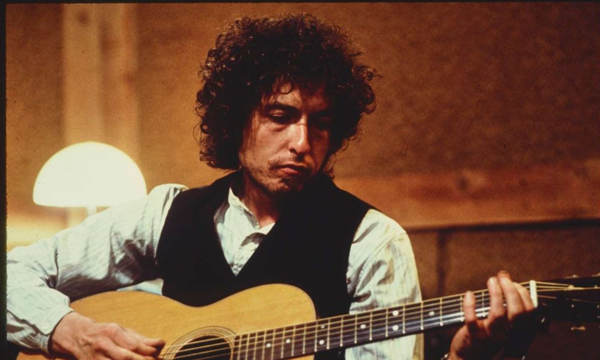 Γιατί πουλάει ο Ντίλαν; Μα γιατί είναι έξυπνος επιχειρηματίας