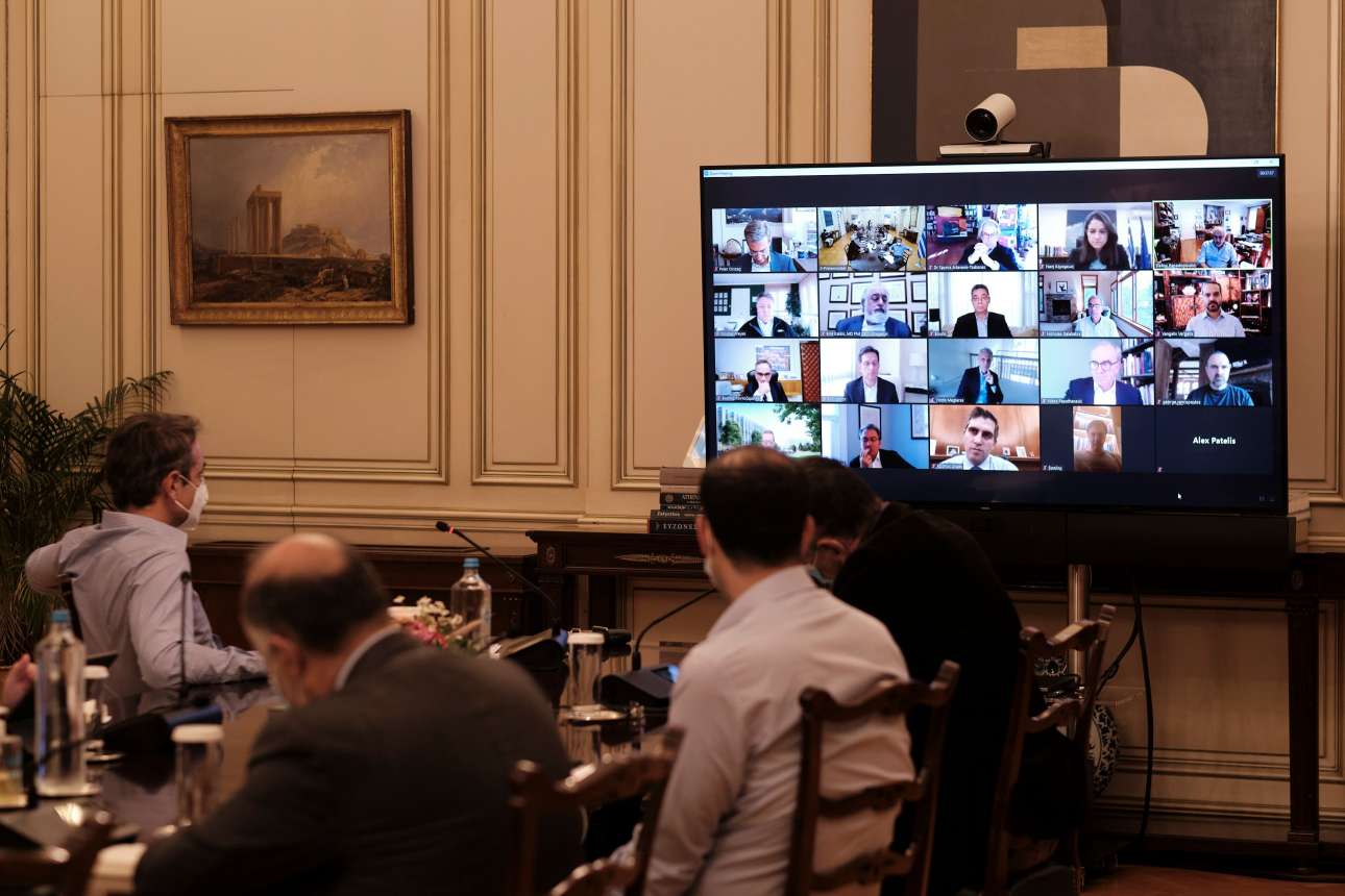 Μητσοτάκης στους κολοσσούς της βιοφαρμακευτικής: Ελάτε στην Ελλάδα