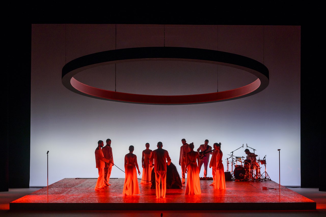 2020: Από το σανίδι στο Διαδίκτυο, μια «αρπαχτή» δρόμος