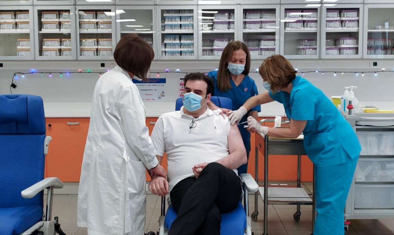 Πιερρακάκης: Θα υπάρχει σίγουρα απόδειξη εμβολιασμού – θα δούμε τι θα γίνει με το GDPR